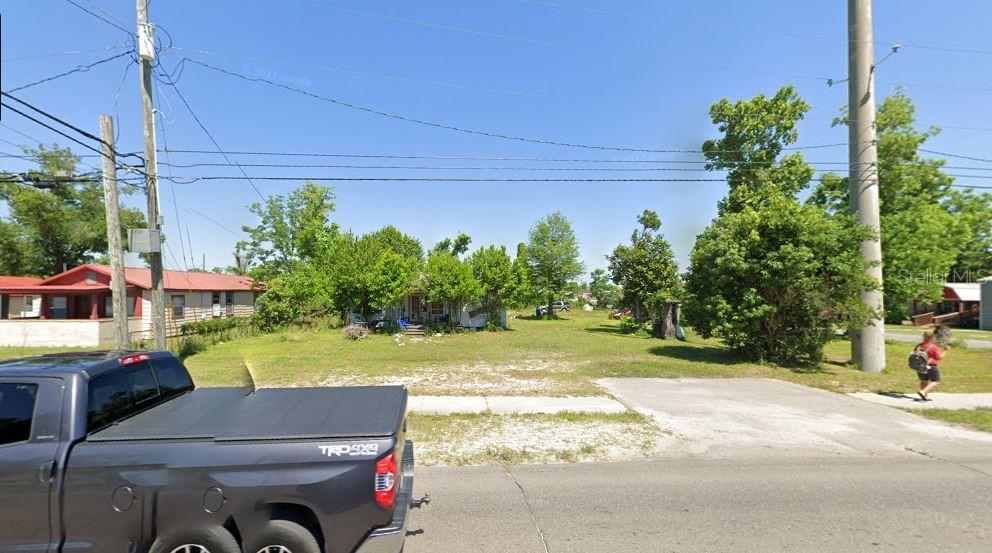 242 N HIGHWAY 22 A