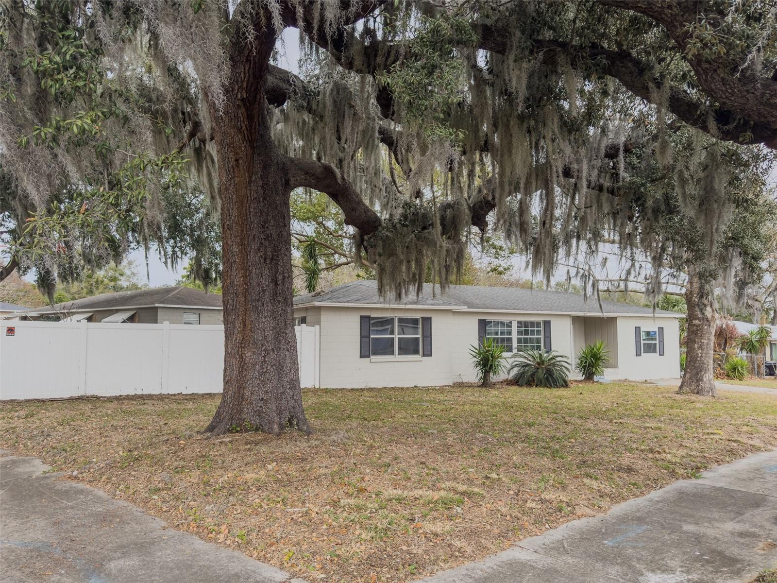 EUSTIS HEIGHTS - Residential