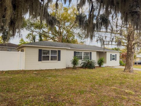 1047 CLAY BOULEVARD EUSTIS FL 32726