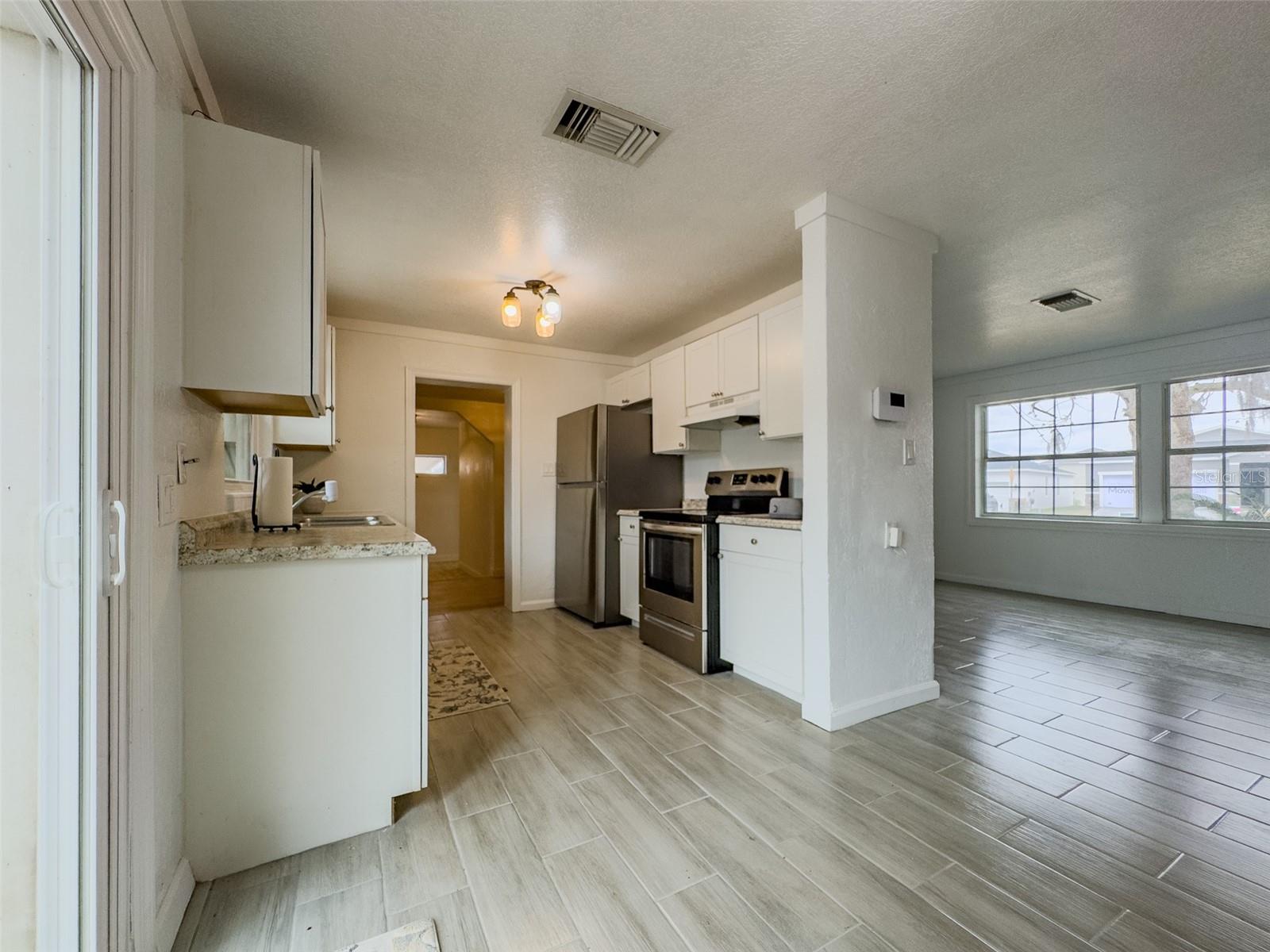 EUSTIS HEIGHTS - Residential