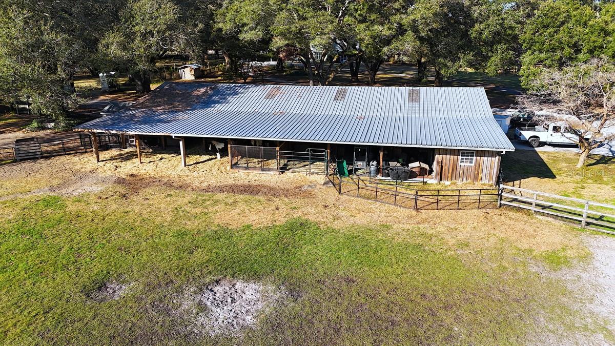 ACREAGE NON-SUBDIVISION - Residential