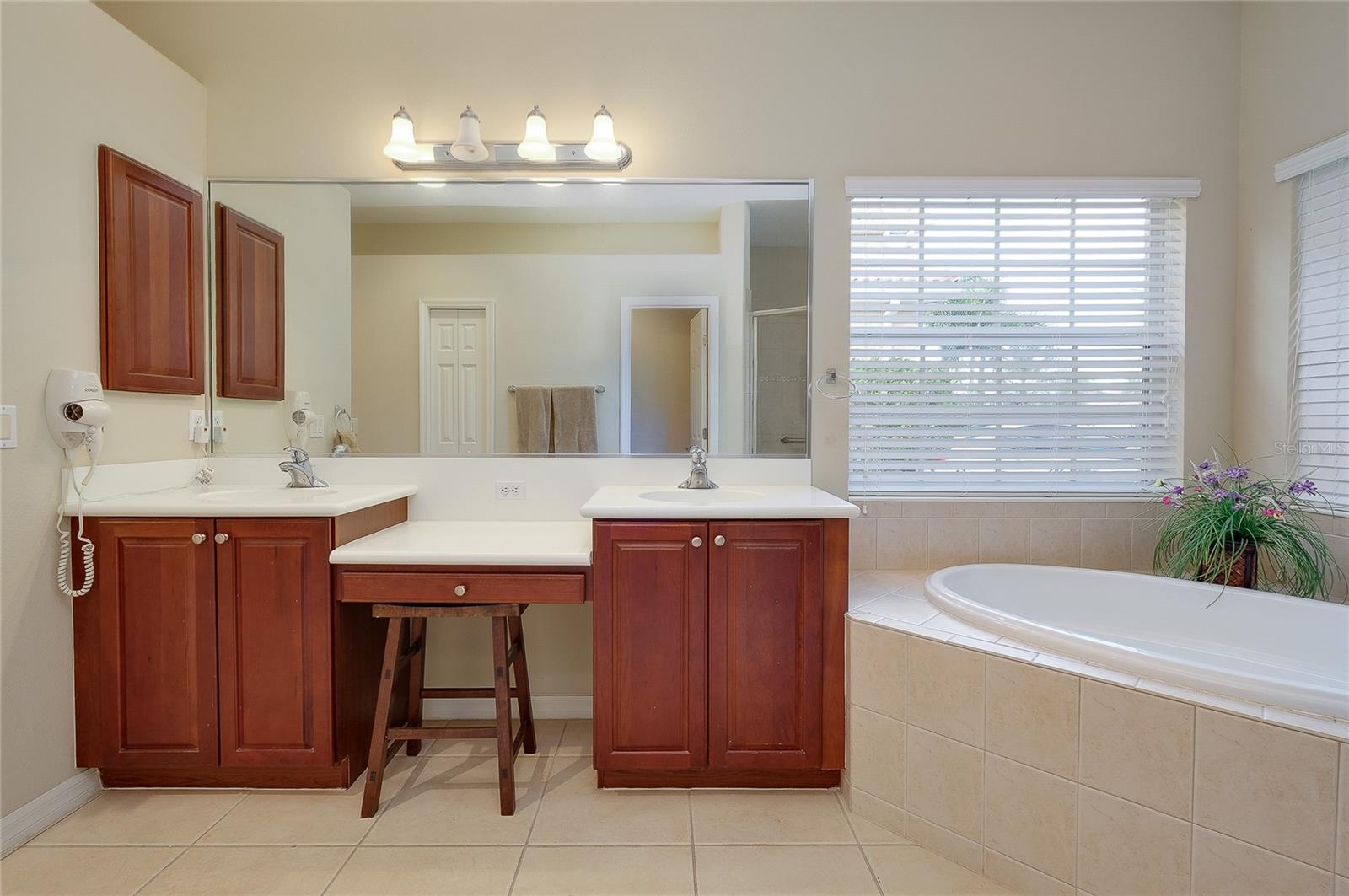 STONEYBROOK AT VENICE - Residential