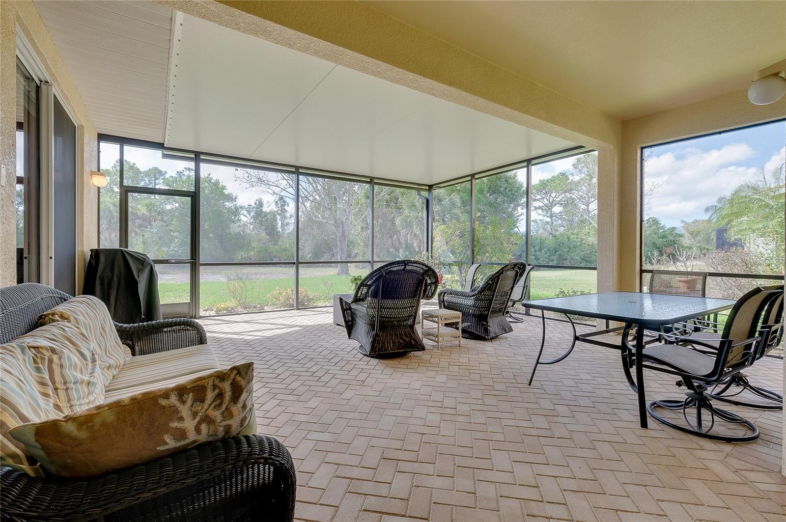 STONEYBROOK AT VENICE - Residential