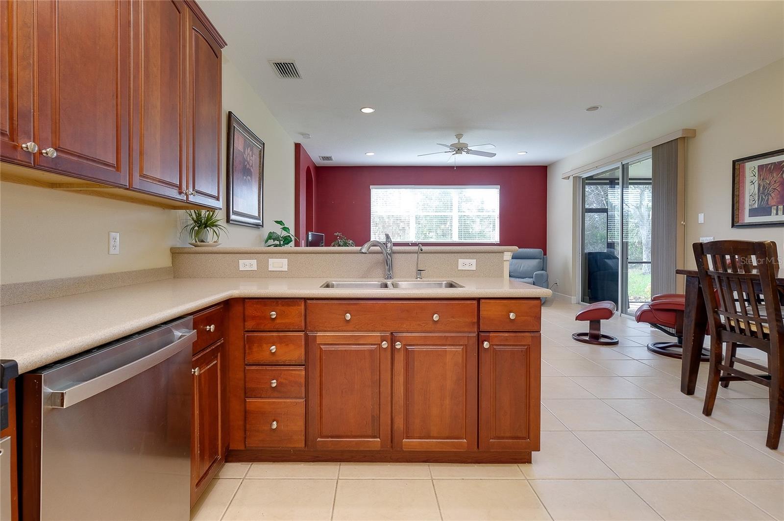 STONEYBROOK AT VENICE - Residential