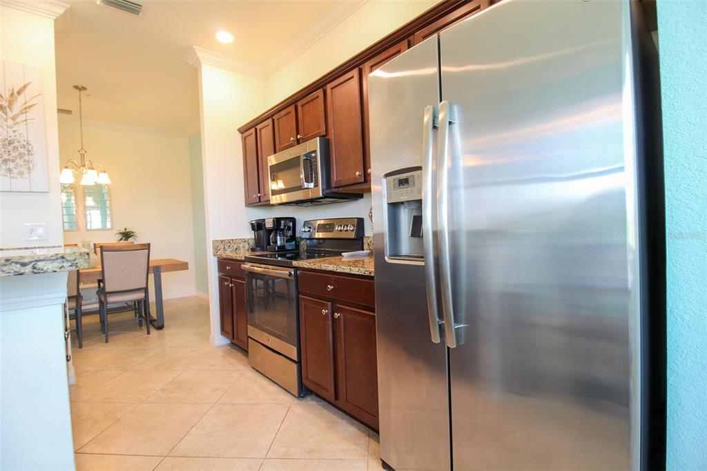 TERRACE I AT LAKEWOOD NATIONAL PH 1 - Residential Lease