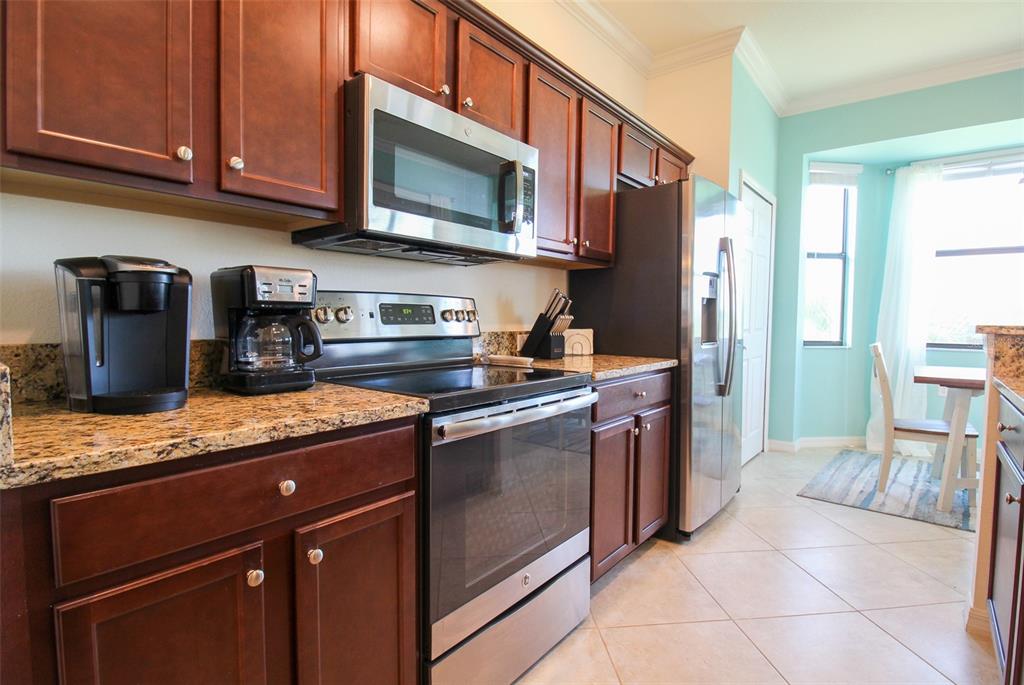 TERRACE I AT LAKEWOOD NATIONAL PH 1 - Residential Lease