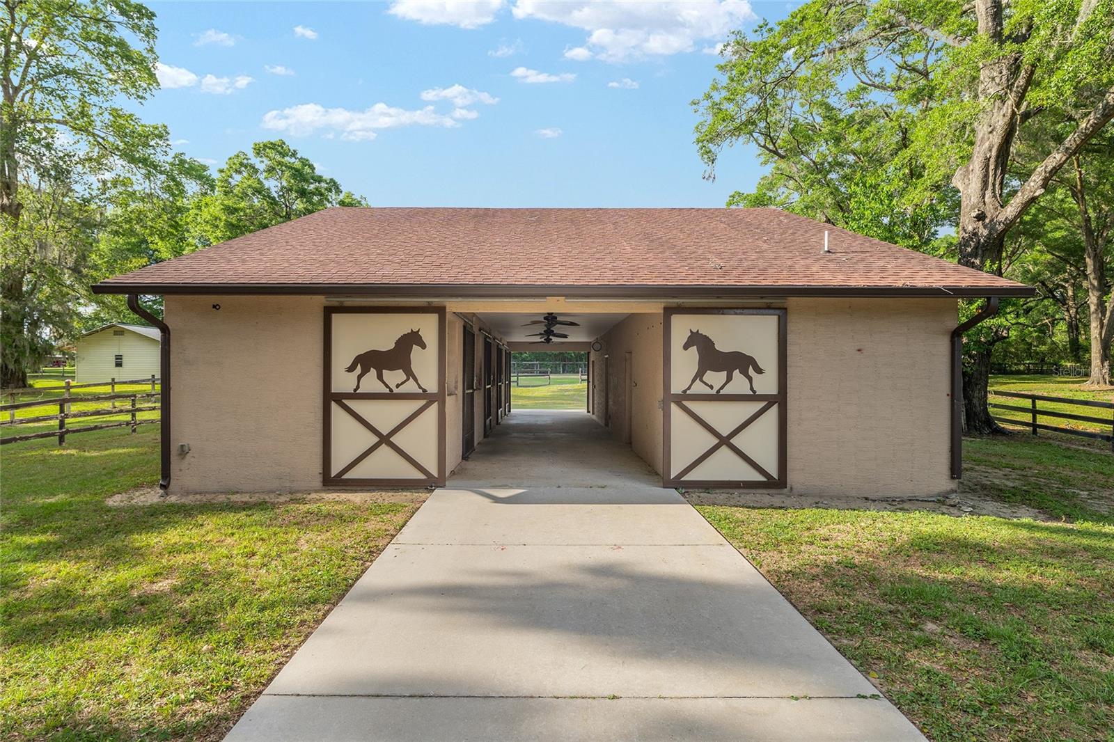 CIRCLE SQUARE RANCHES - Land