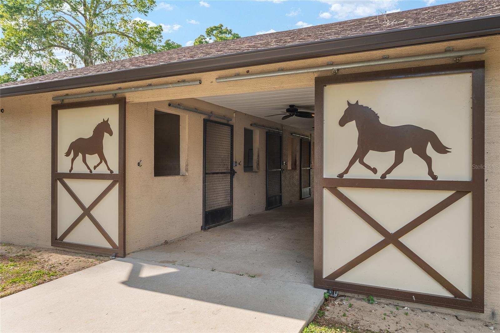 CIRCLE SQUARE RANCHES - Land