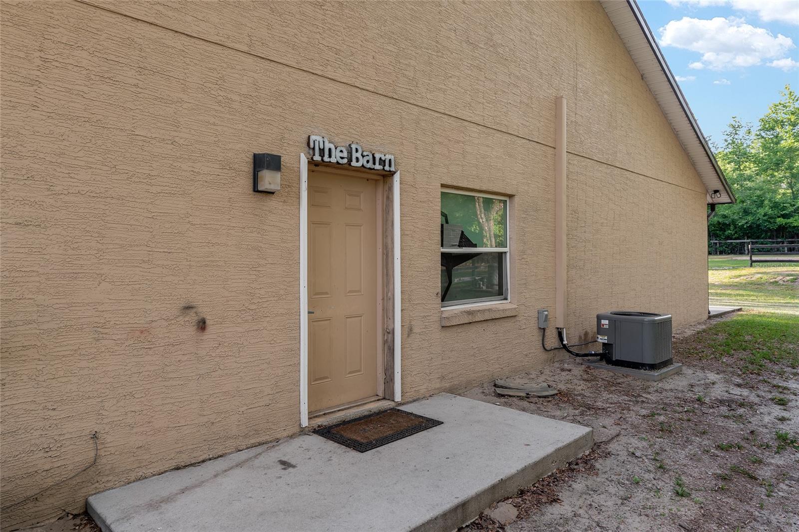 CIRCLE SQUARE RANCHES - Land