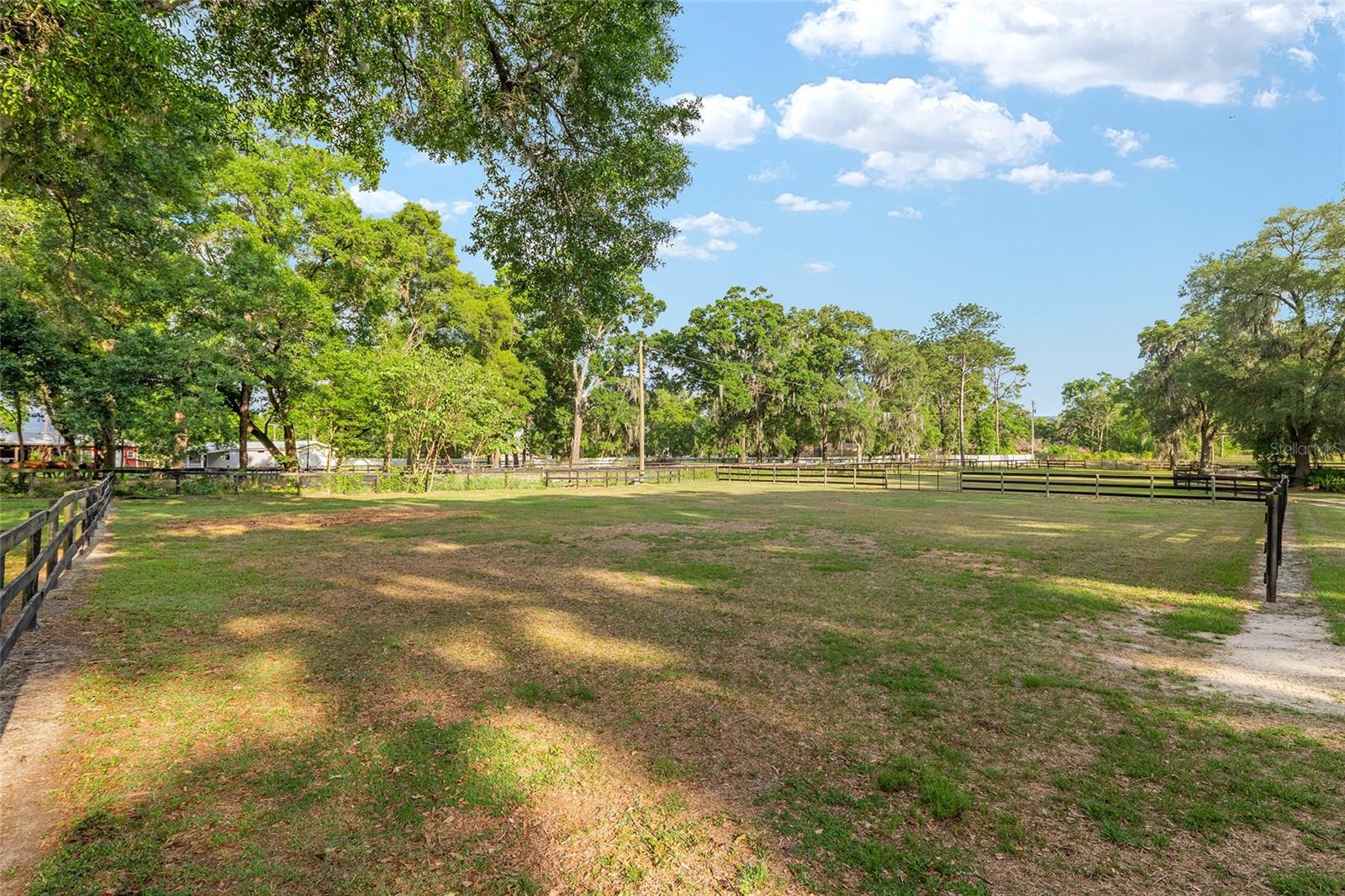 CIRCLE SQUARE RANCHES - Land