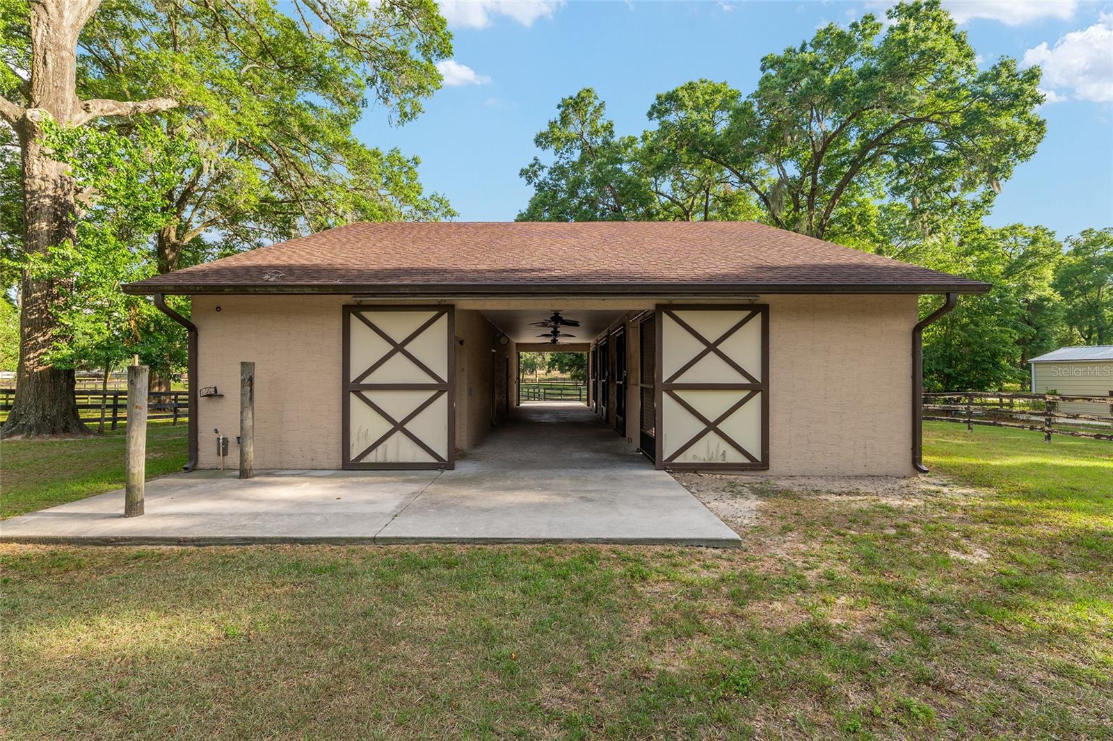 CIRCLE SQUARE RANCHES - Land