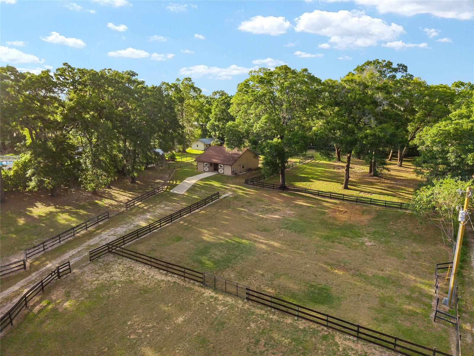 CIRCLE SQUARE RANCHES - Land