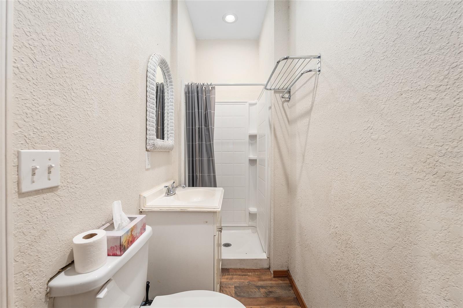 CIRCLE SQUARE RANCHES - Land