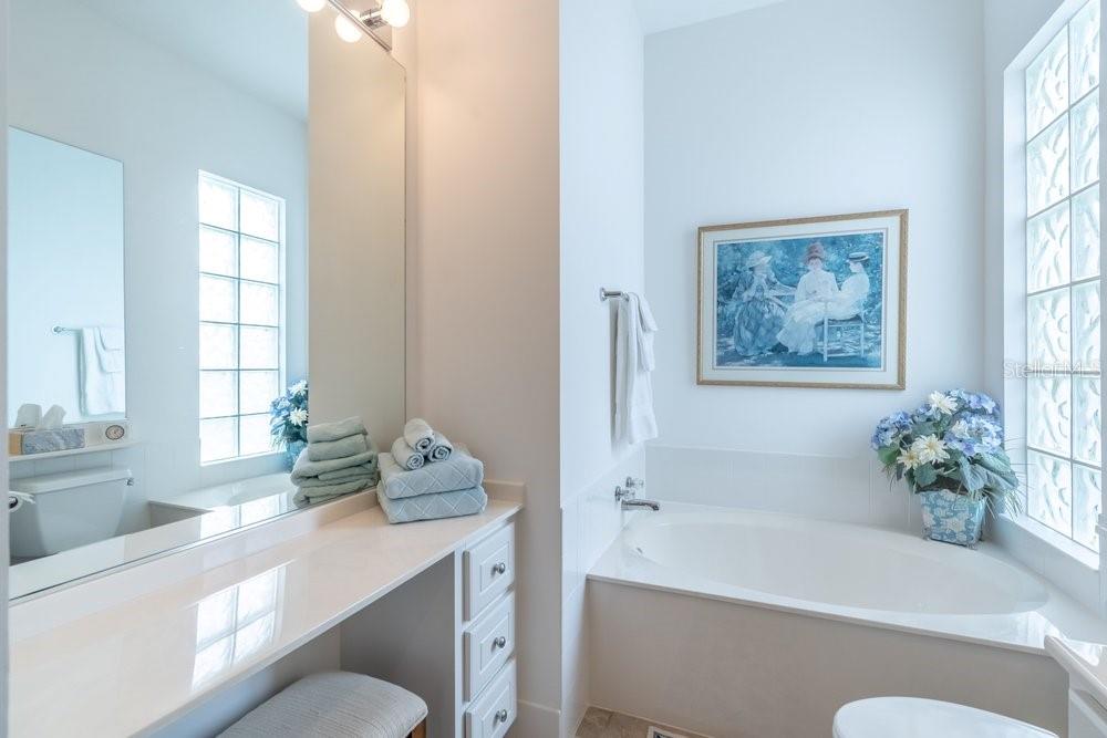 VERONAWALK - Residential