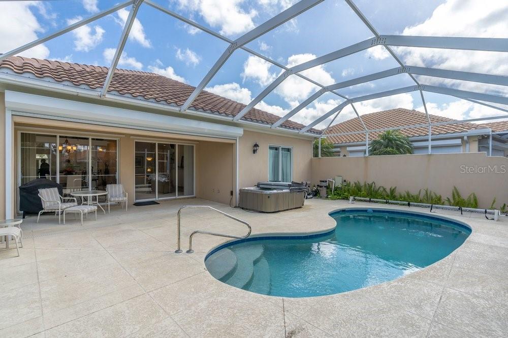 VERONAWALK - Residential