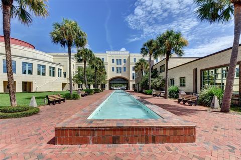 A home in DELAND