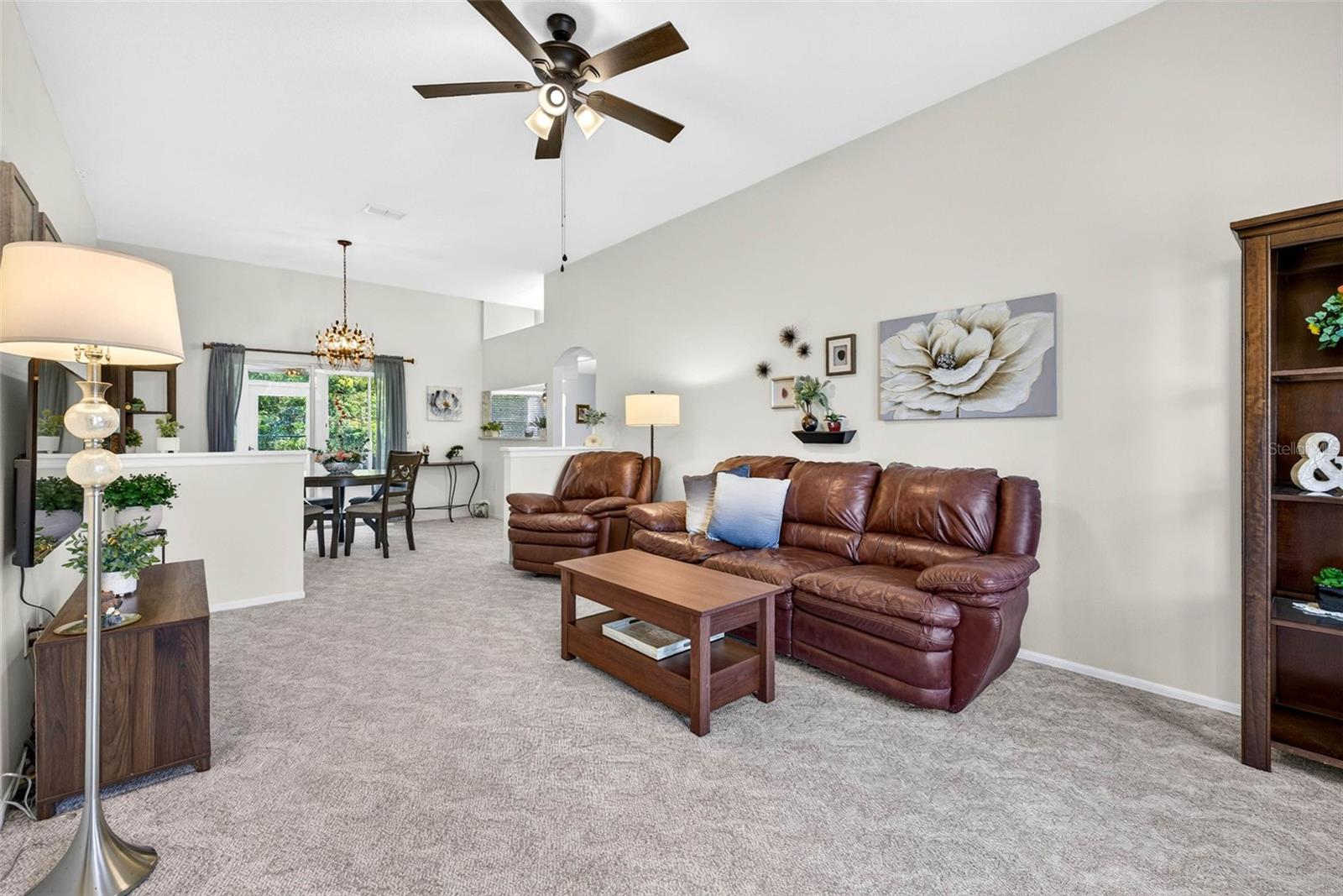 4233 AVANTI CIRCLE