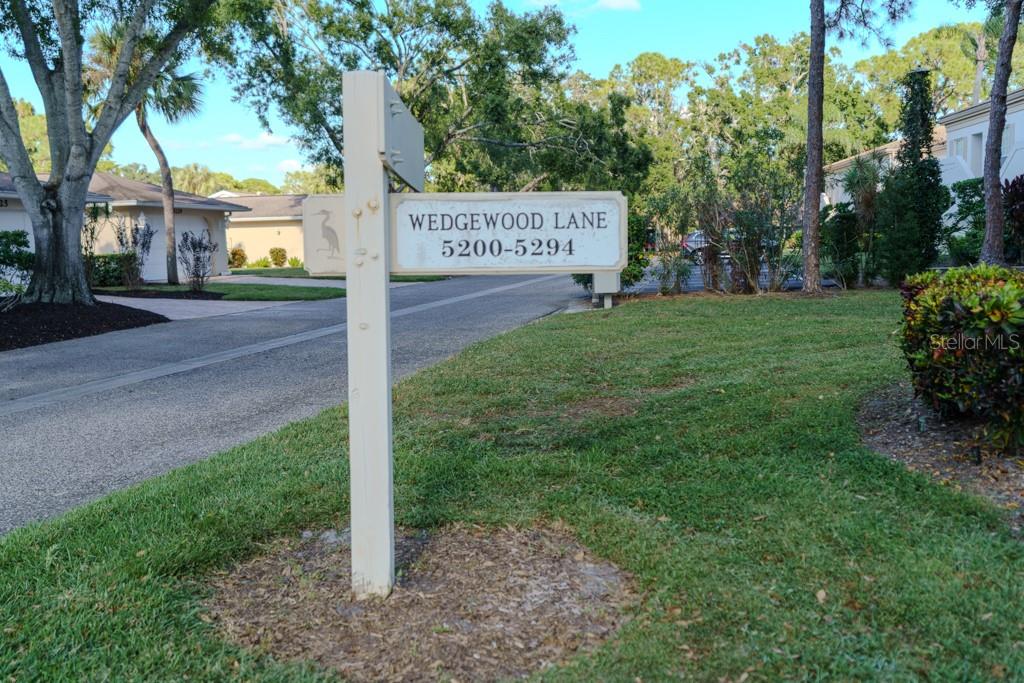 WEDGEWOOD LAKE - Residential