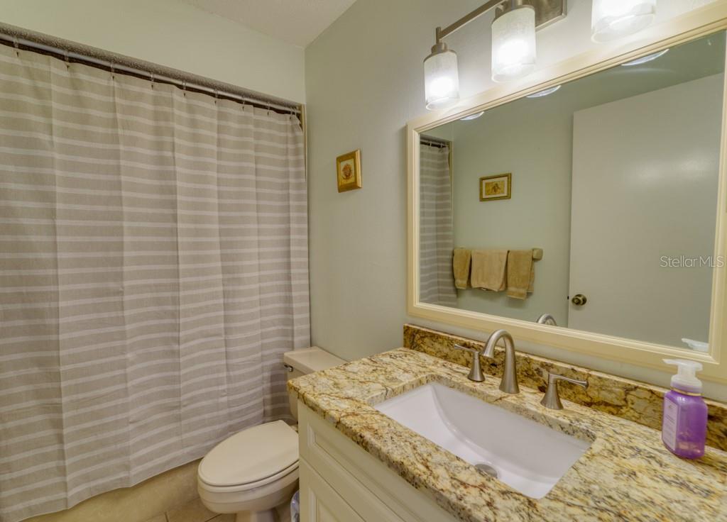 WEDGEWOOD LAKE - Residential