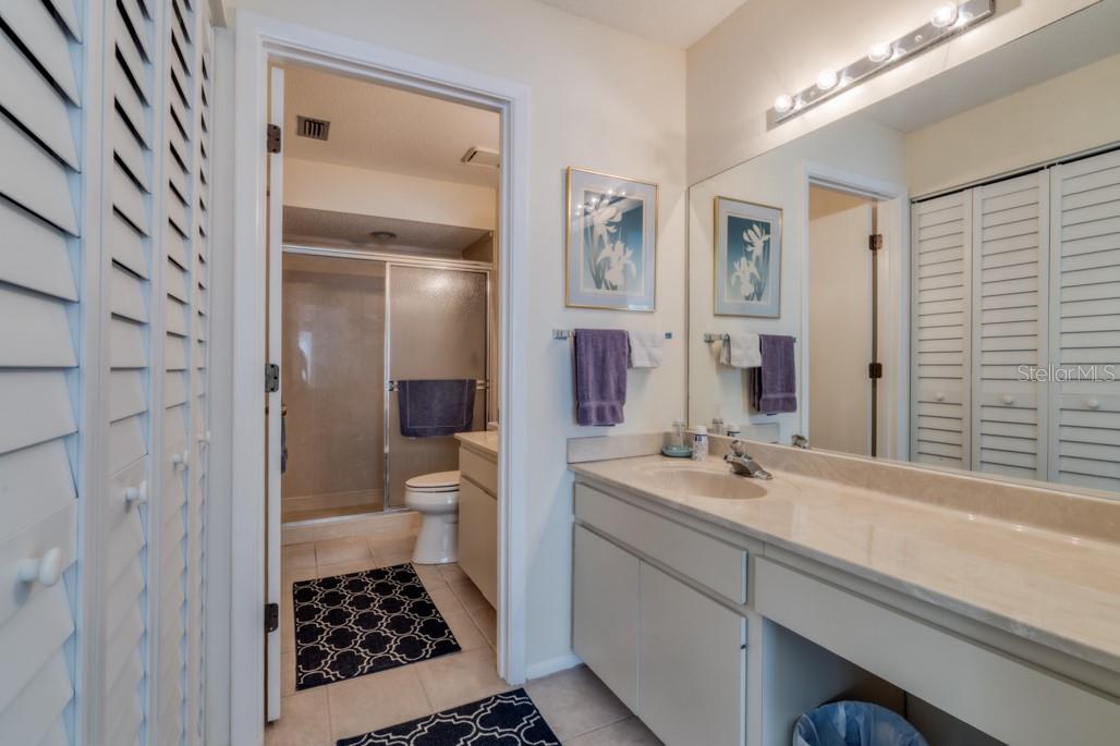 WEDGEWOOD LAKE - Residential