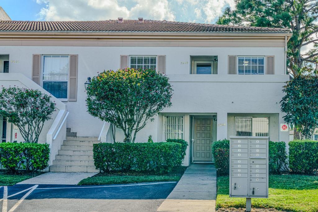 WEDGEWOOD LAKE - Residential