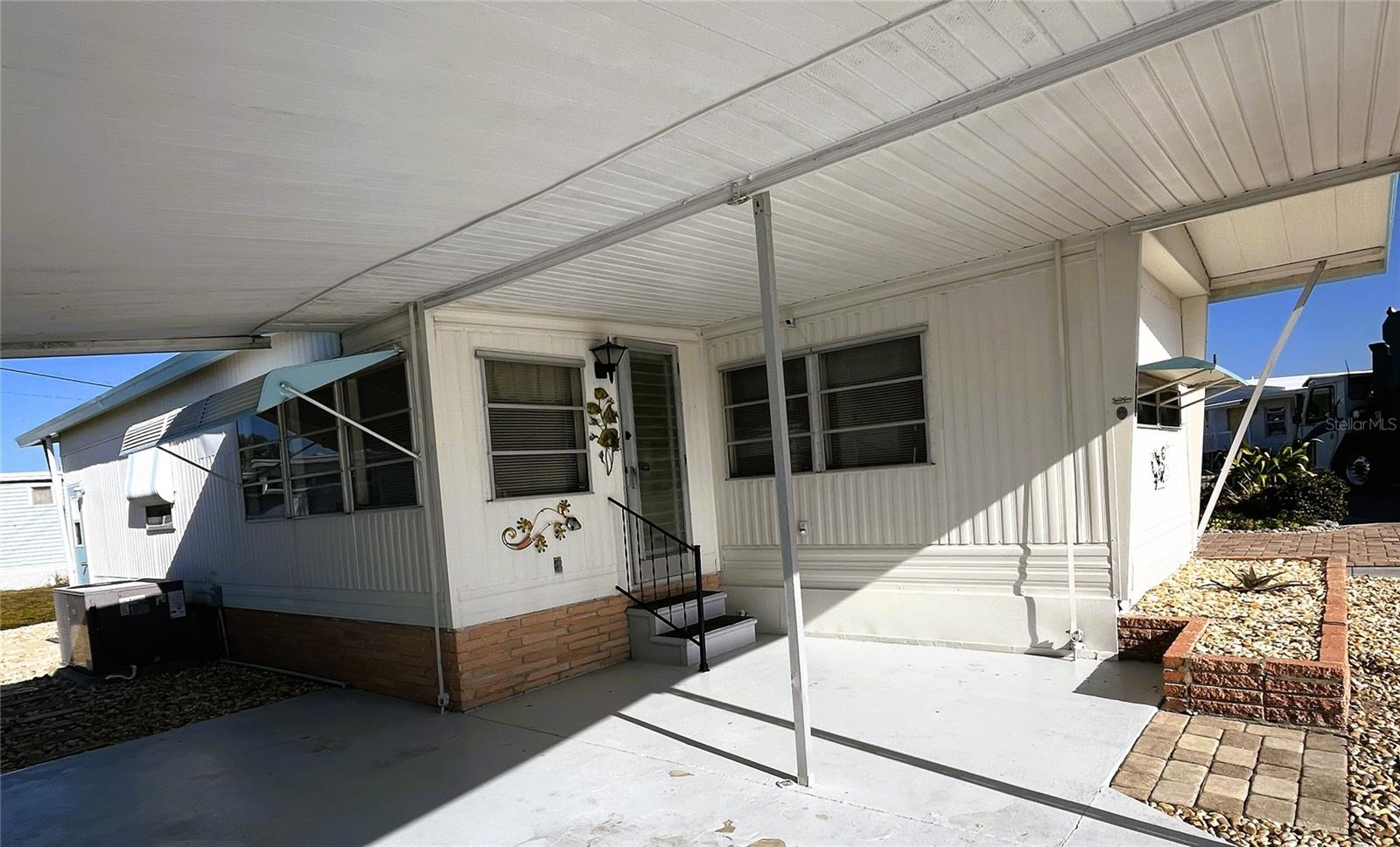 TRAILER ESTATES - Residential