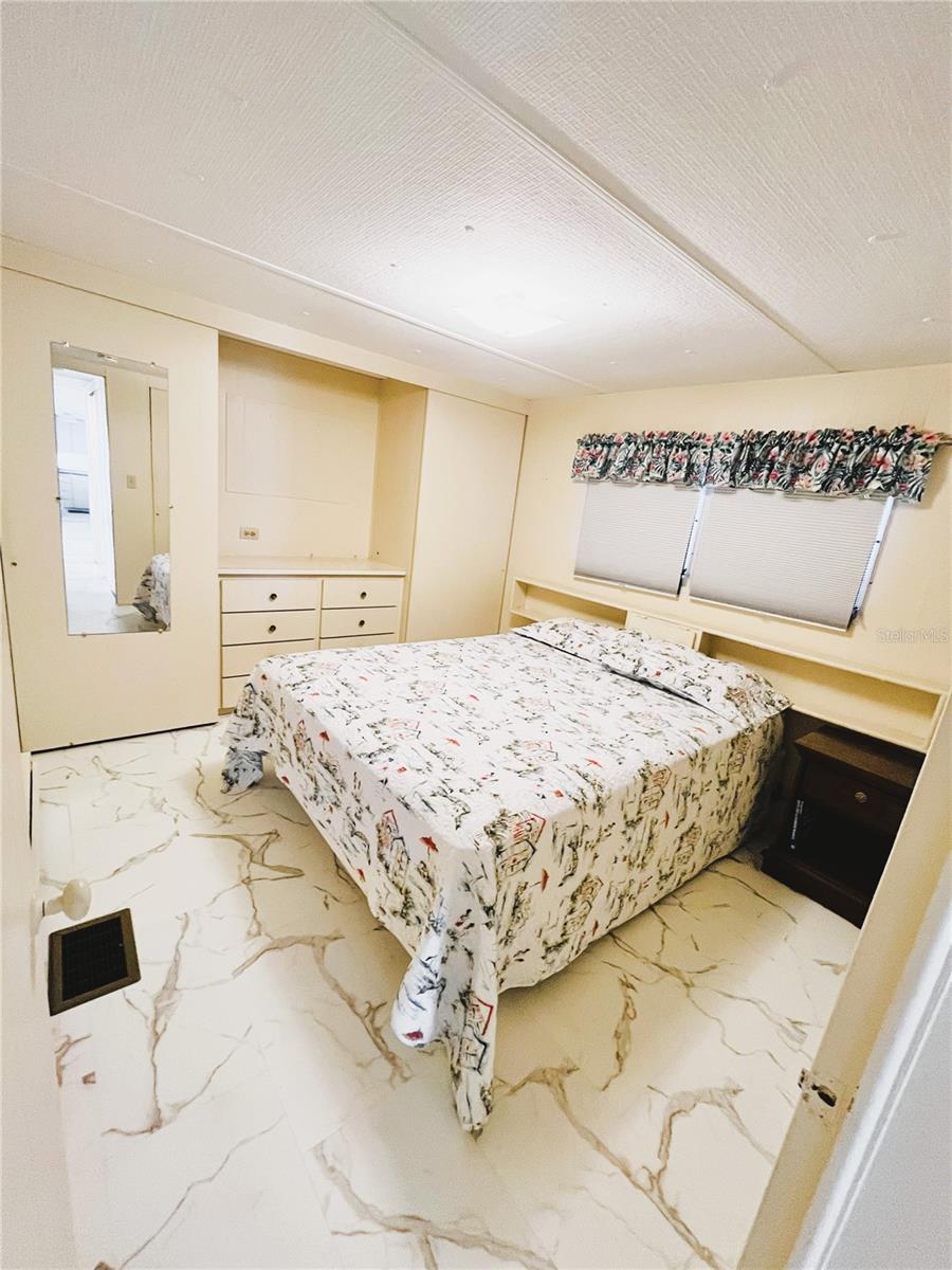 TRAILER ESTATES - Residential