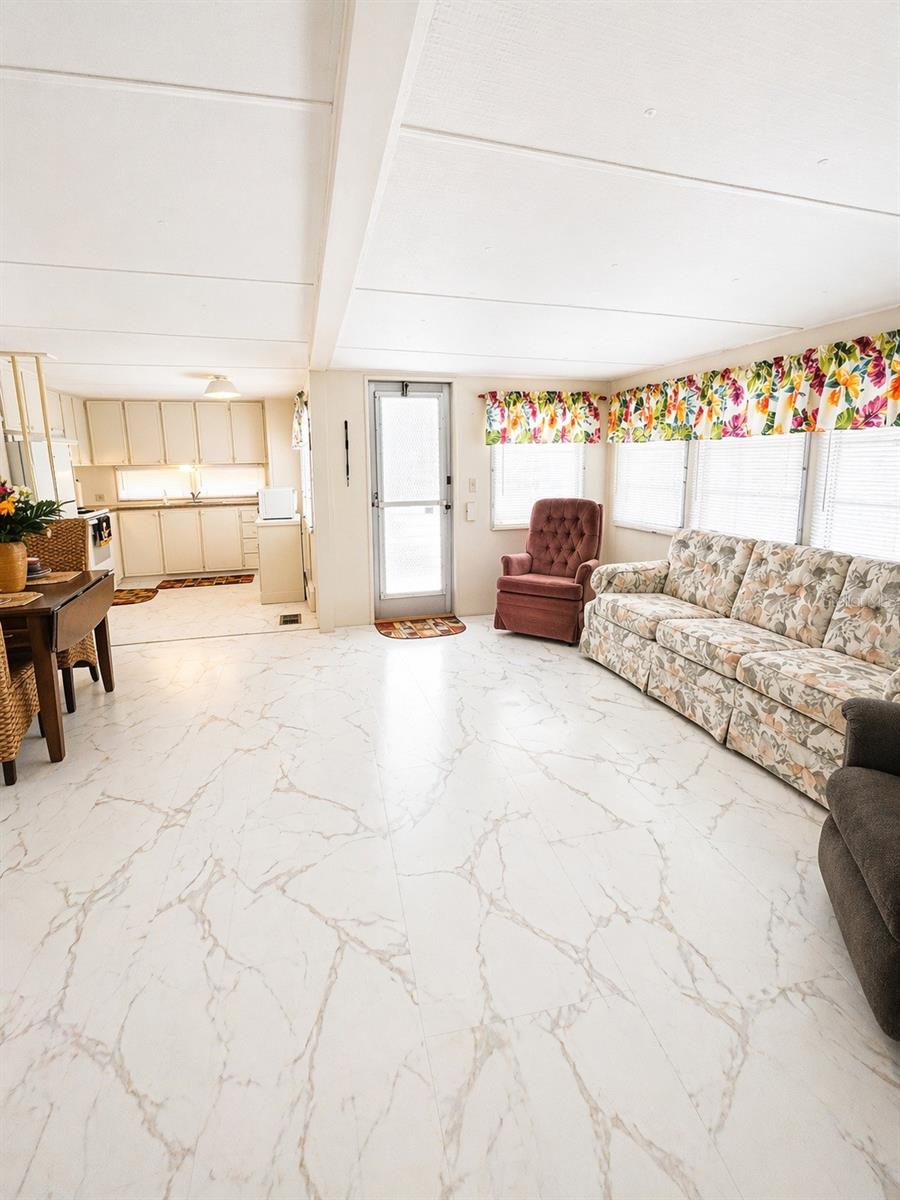 TRAILER ESTATES - Residential