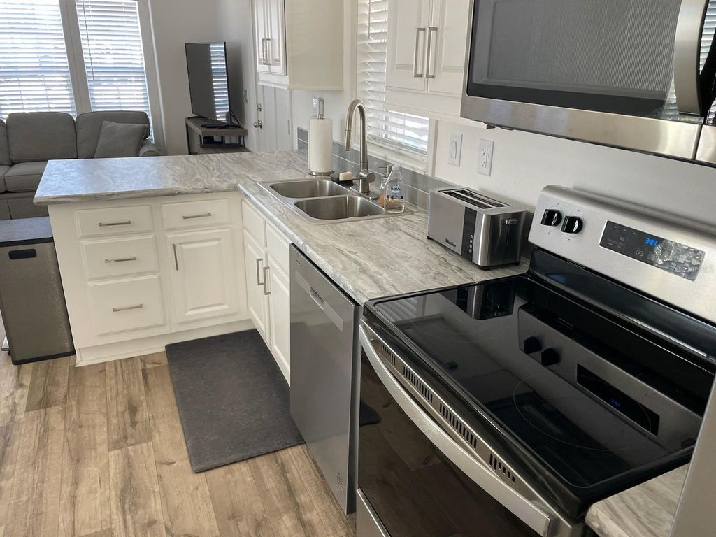 Photo of 2316 Limewood Avenue, Clermont, FL 34714 (MLS # L4954223)