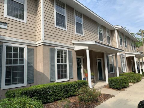 Photo of 887 NW 21st Avenue #887, Gainesville, FL 32609 (MLS # GC530653)