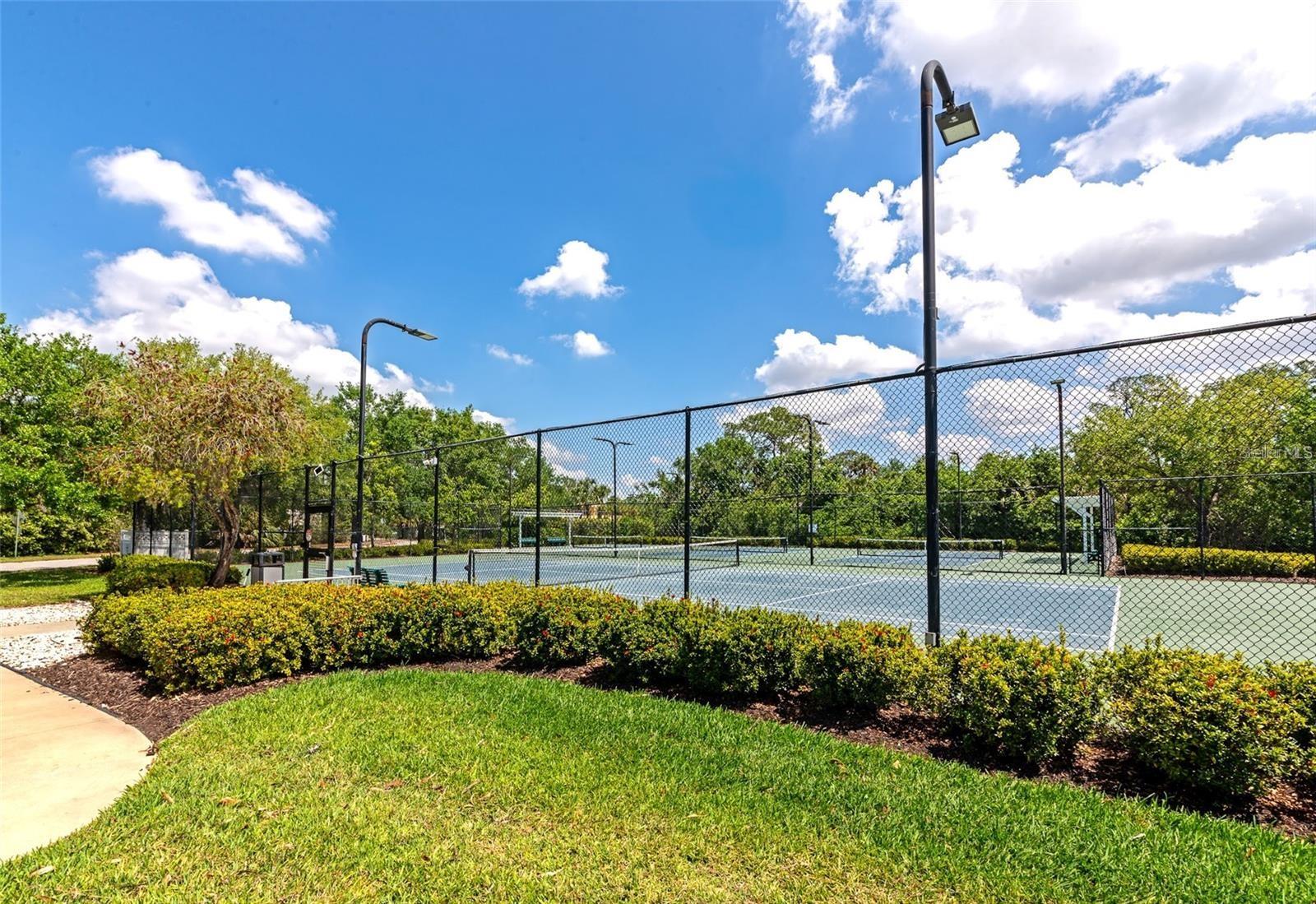 TAILFEATHER WAY AT TARA - Residential