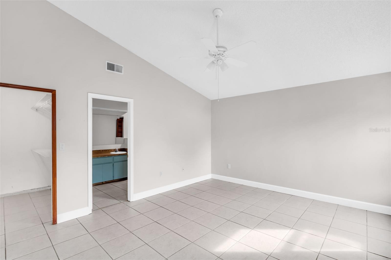 HIDDEN GROVE SUB - Residential