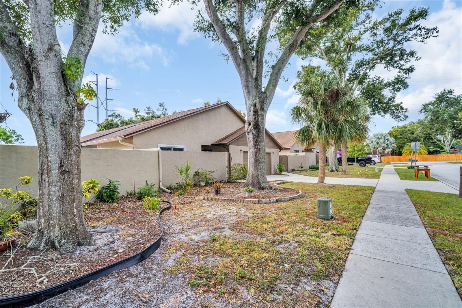 HIDDEN GROVE SUB - Residential