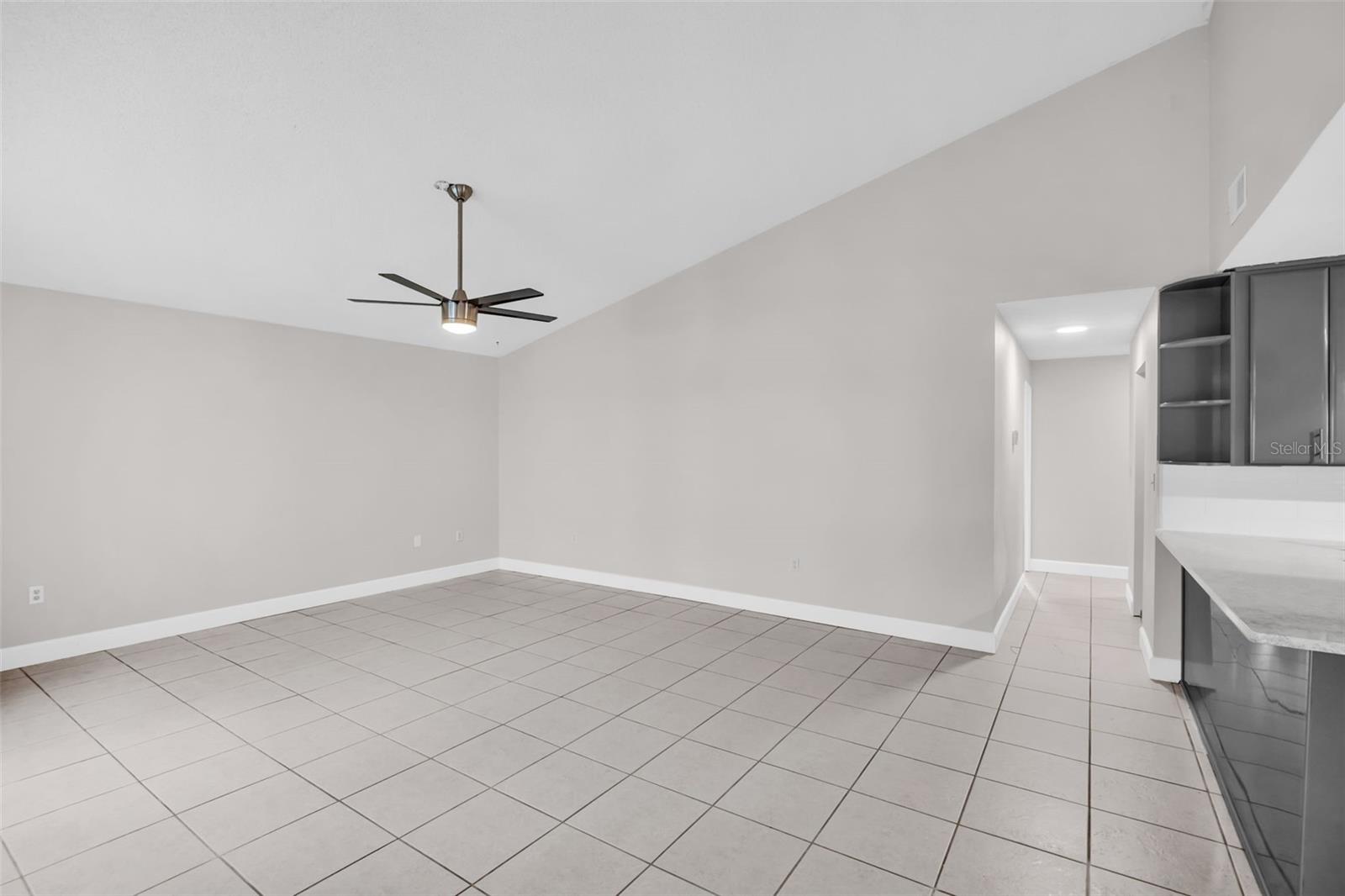 HIDDEN GROVE SUB - Residential