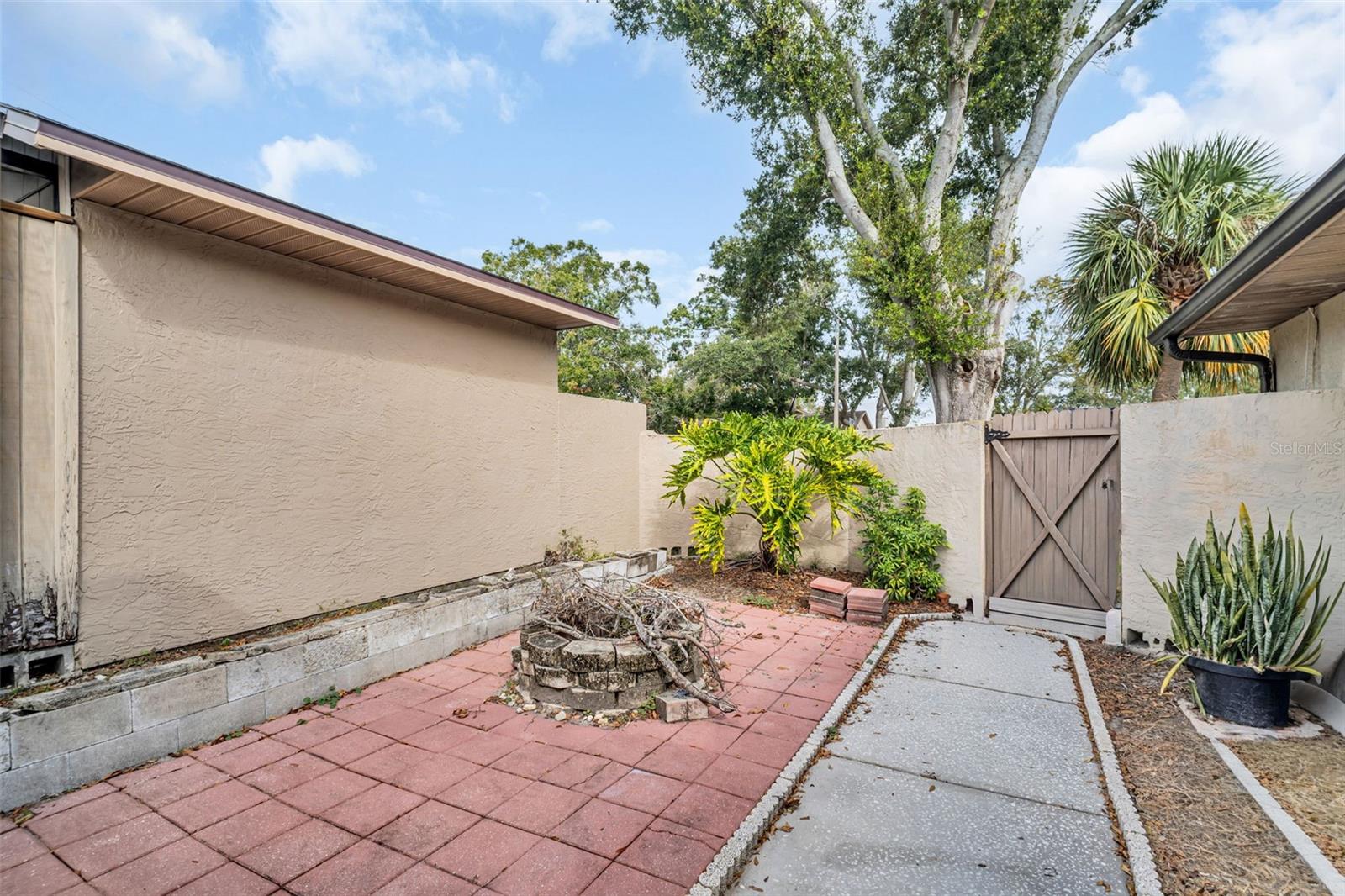 HIDDEN GROVE SUB - Residential