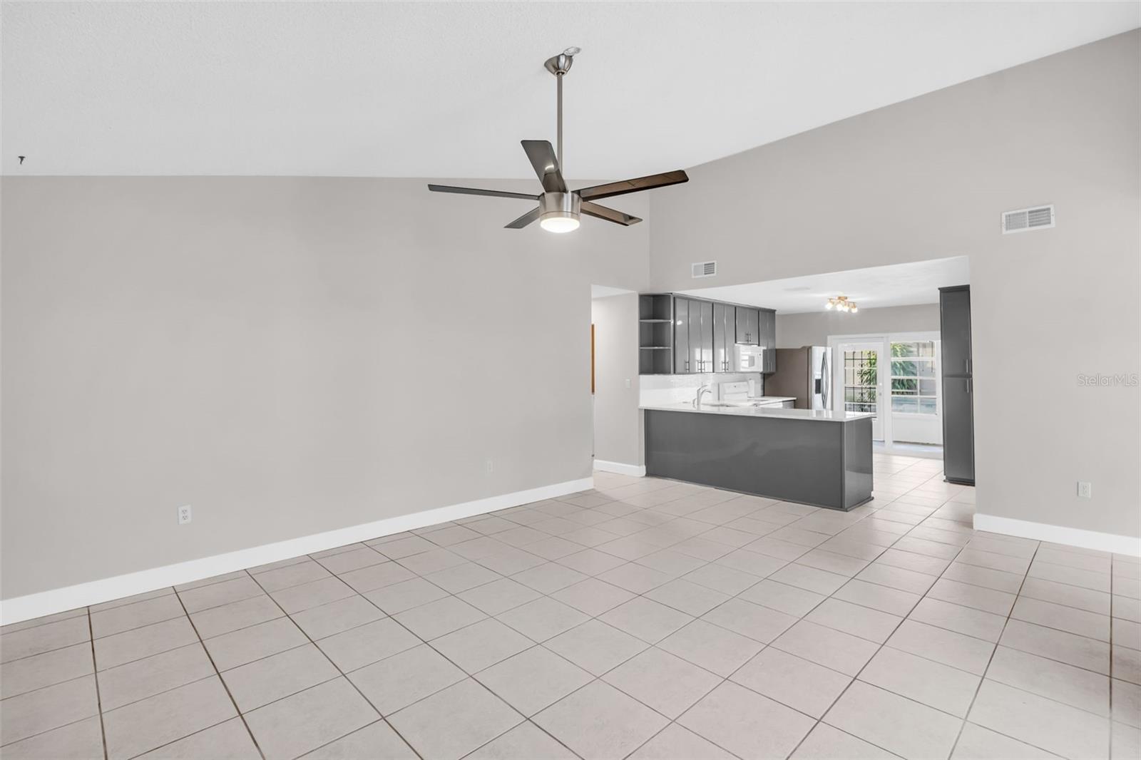 HIDDEN GROVE SUB - Residential