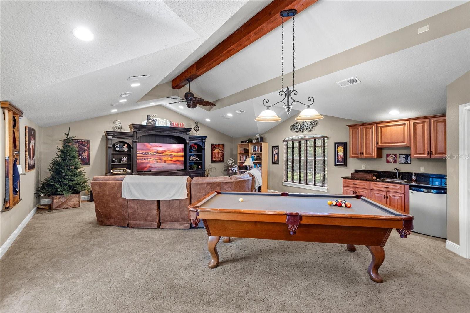 BLUEGRASS ESTATES - Residential