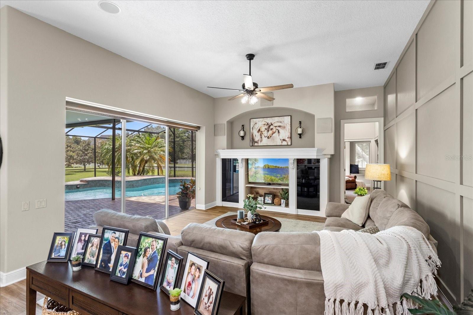 BLUEGRASS ESTATES - Residential