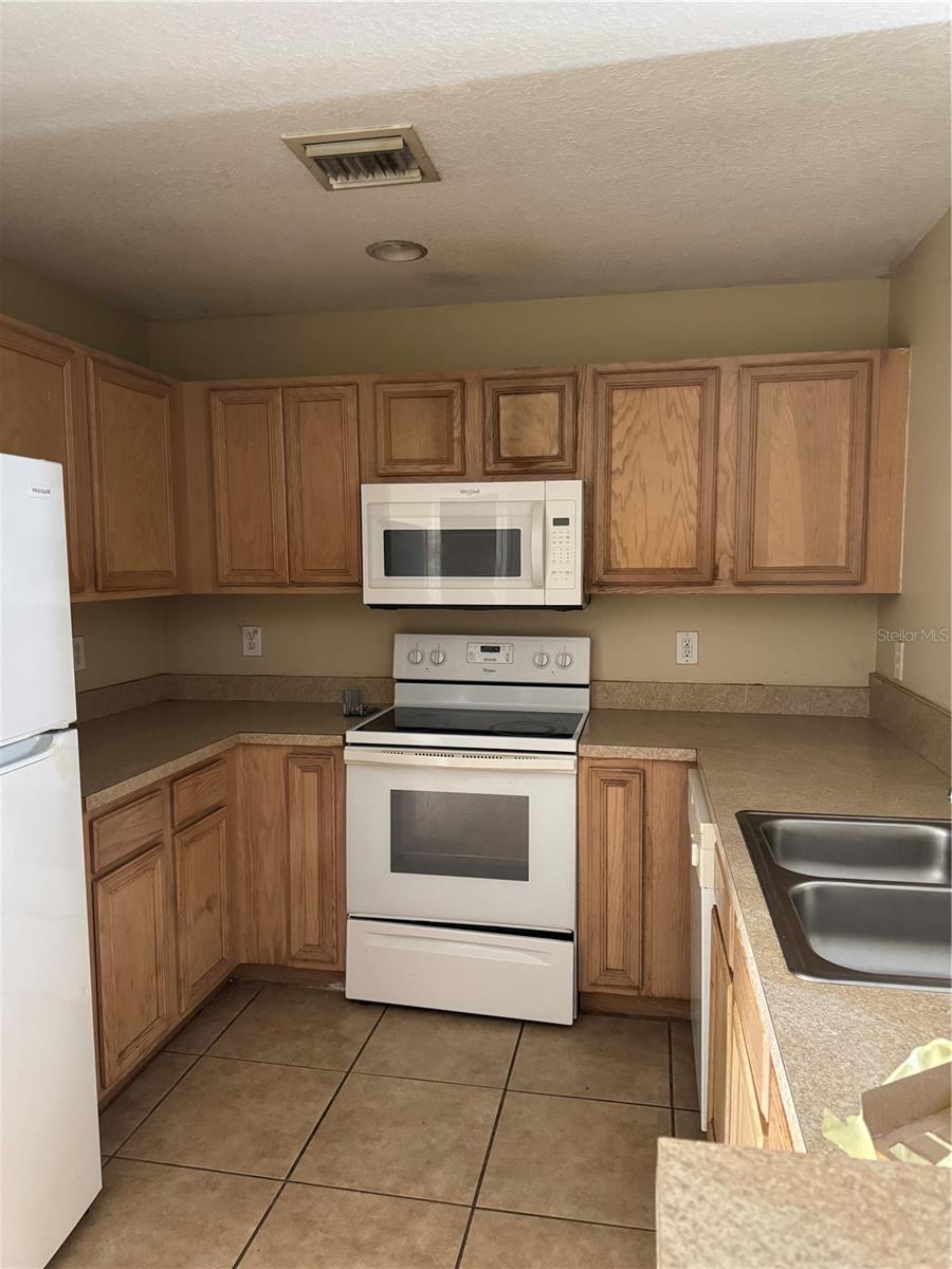 POINCIANA NBRHD 04 VILLAGE 07 - Residential Lease