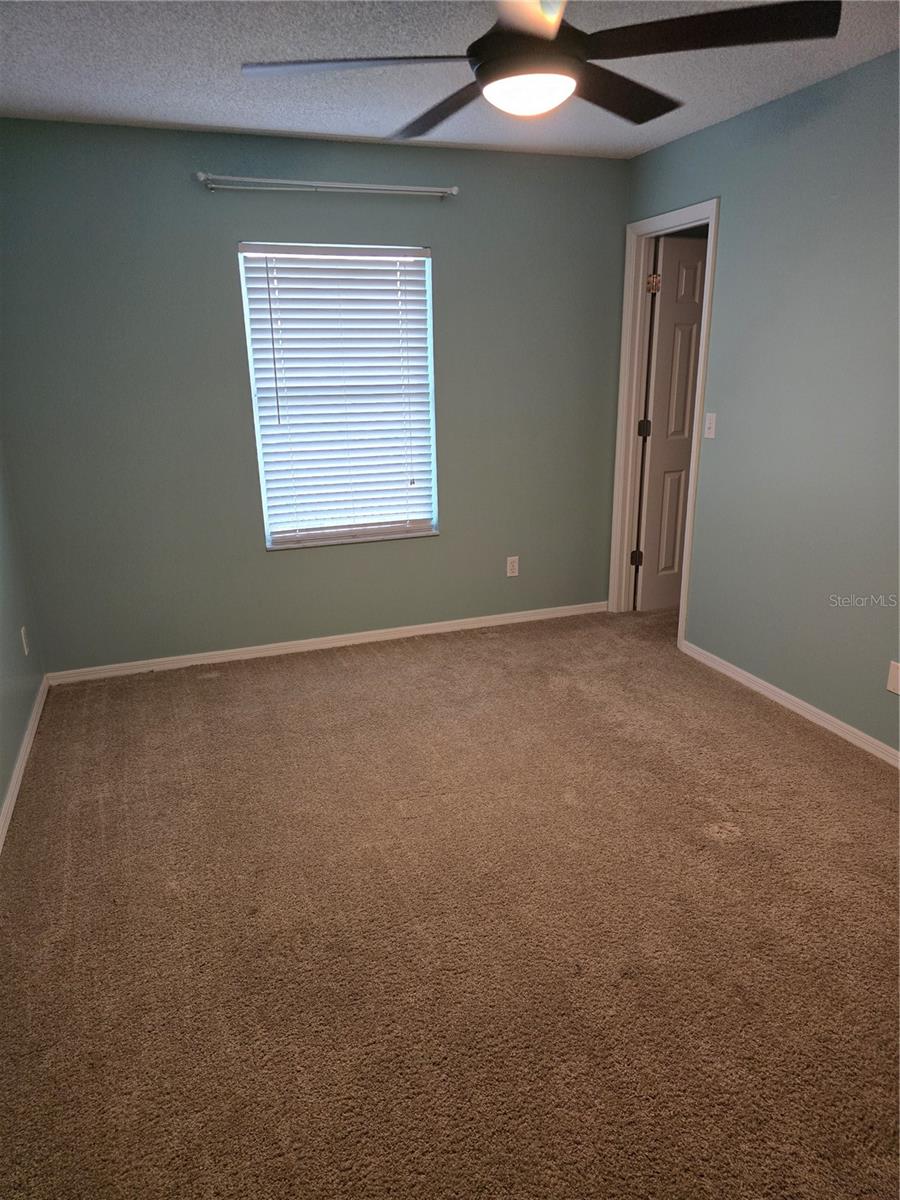 TOWNHOMES VILLAGE - Residential Lease