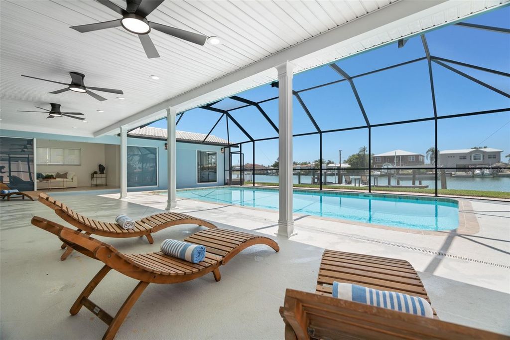 Photo of 11900 7th Street E, Treasure Island, FL 33706 (MLS # TB8499032)