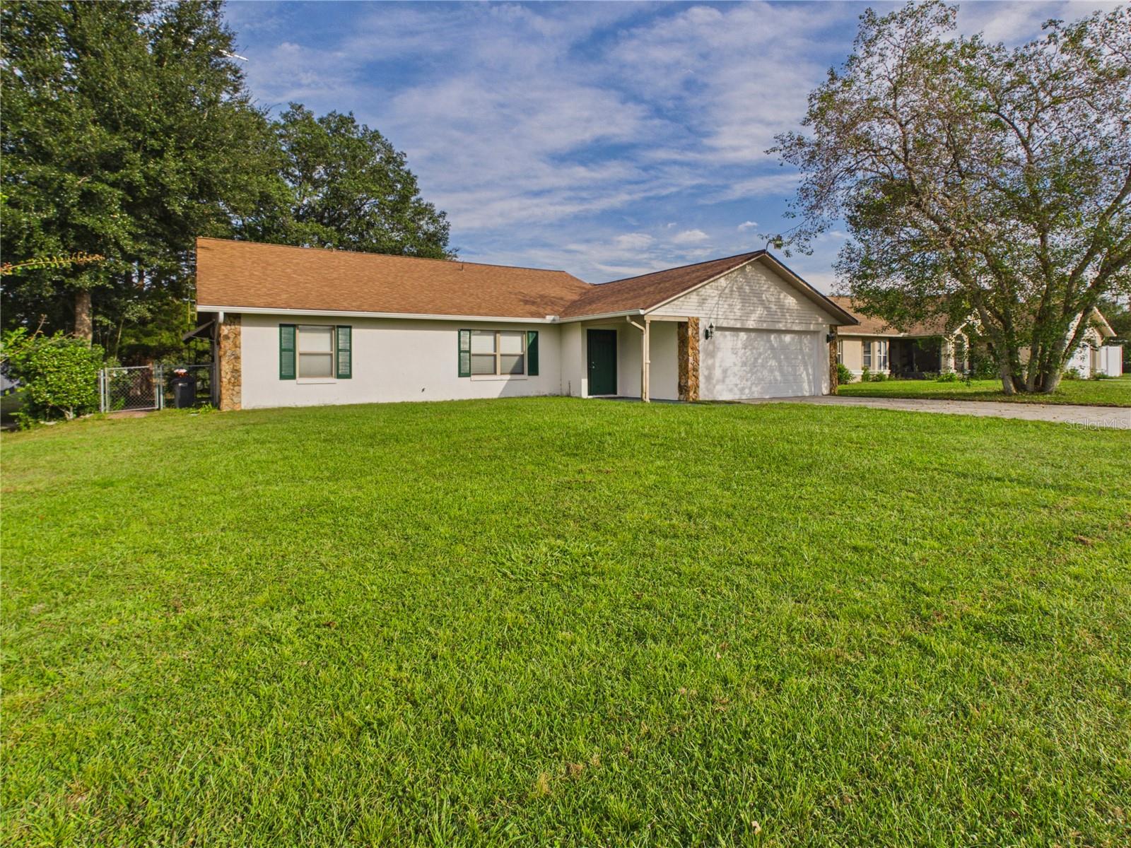 13718 SW 40TH CIRCLE