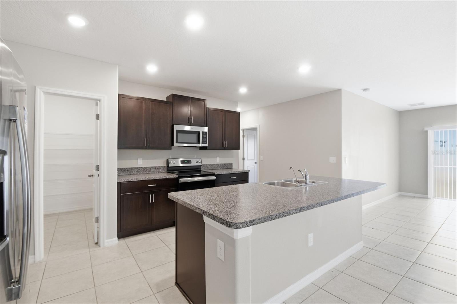TOUCHSTONE PH 5 - Residential