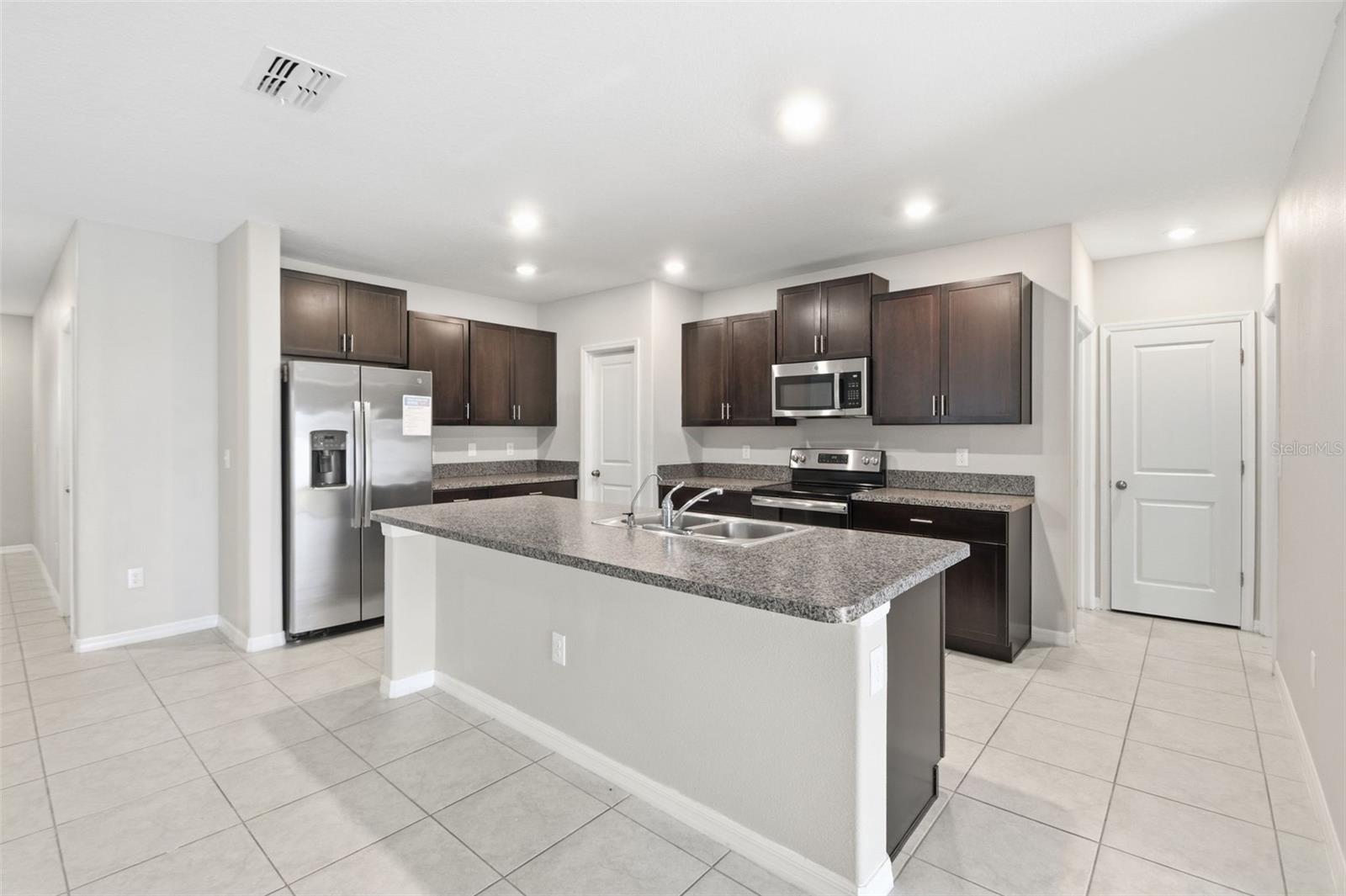 TOUCHSTONE PH 5 - Residential