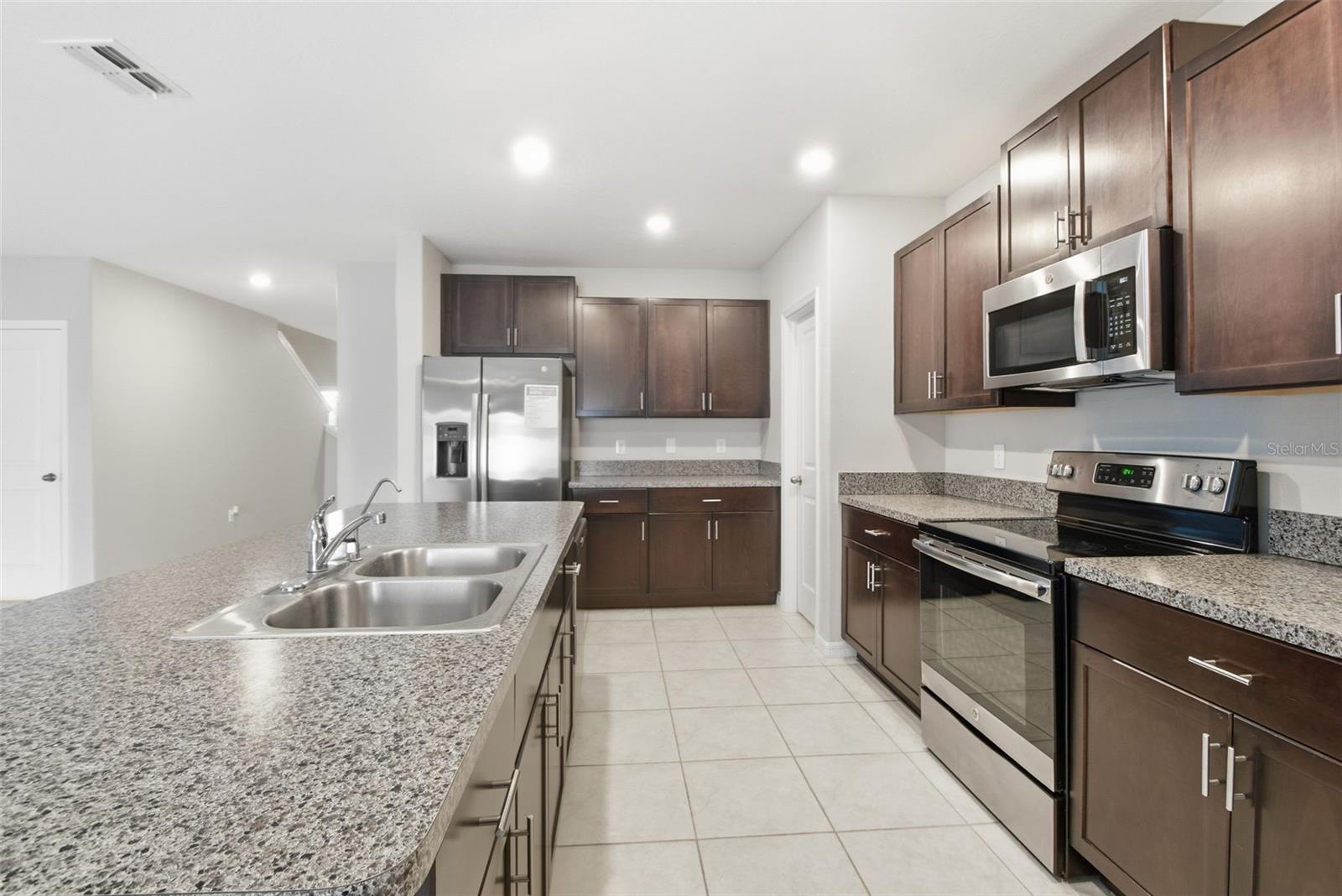 TOUCHSTONE PH 5 - Residential
