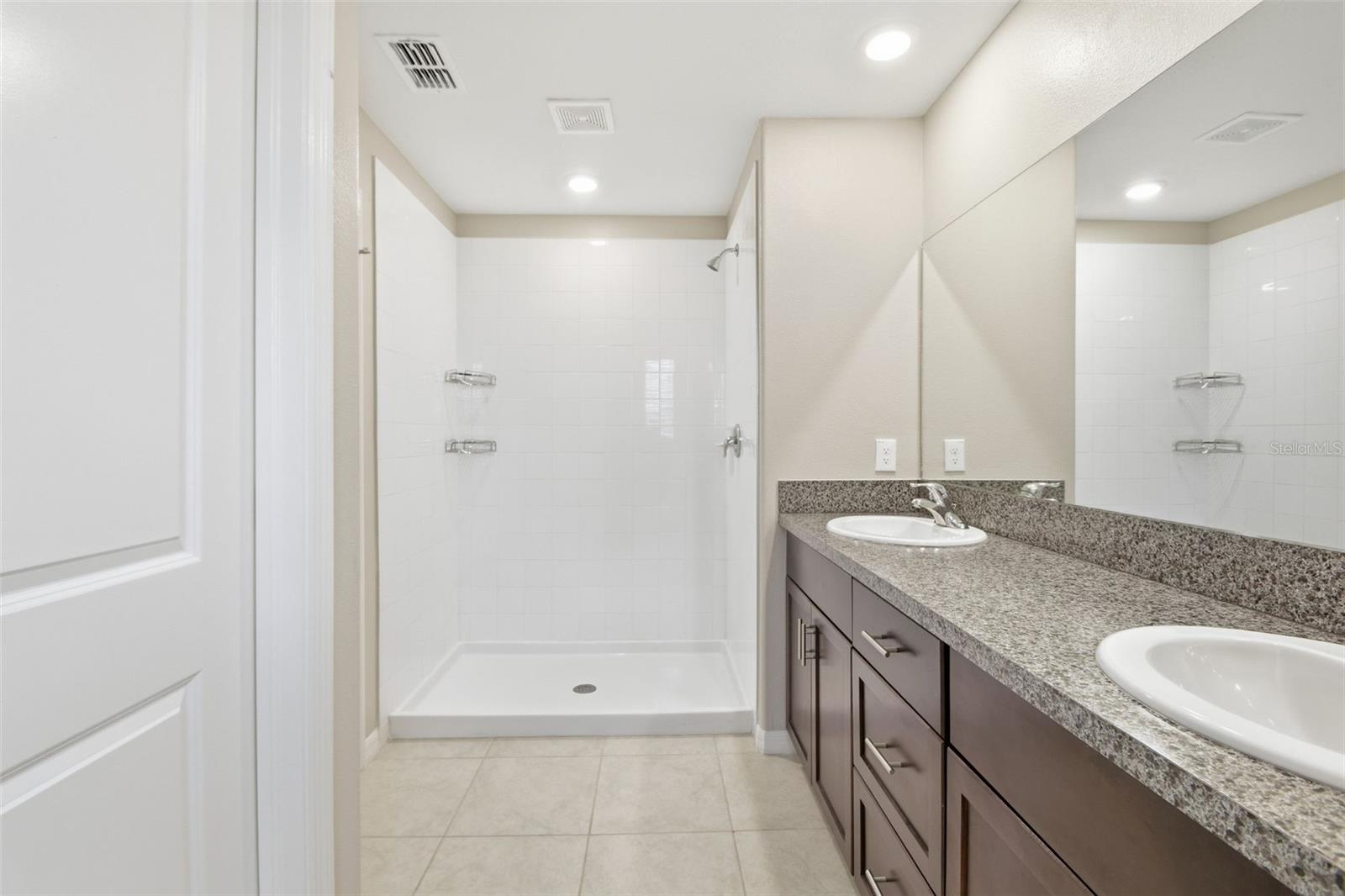TOUCHSTONE PH 5 - Residential