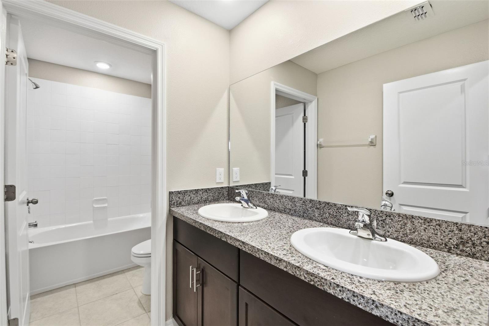 TOUCHSTONE PH 5 - Residential