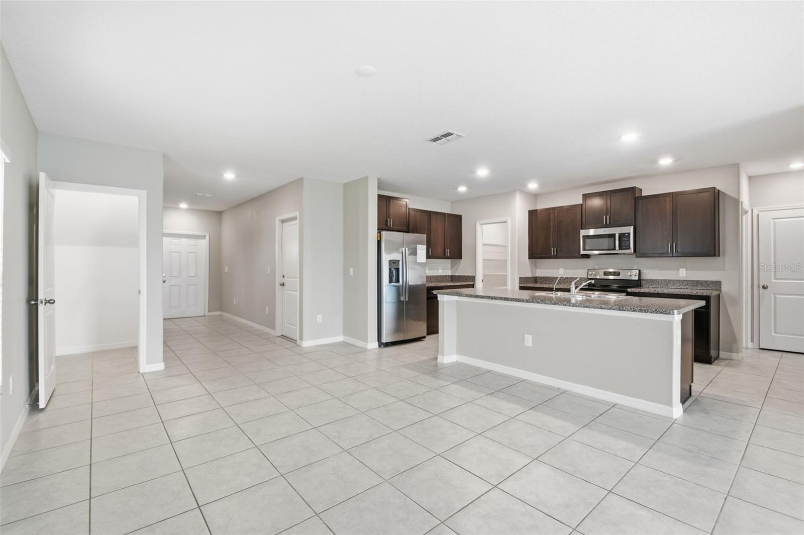 TOUCHSTONE PH 5 - Residential