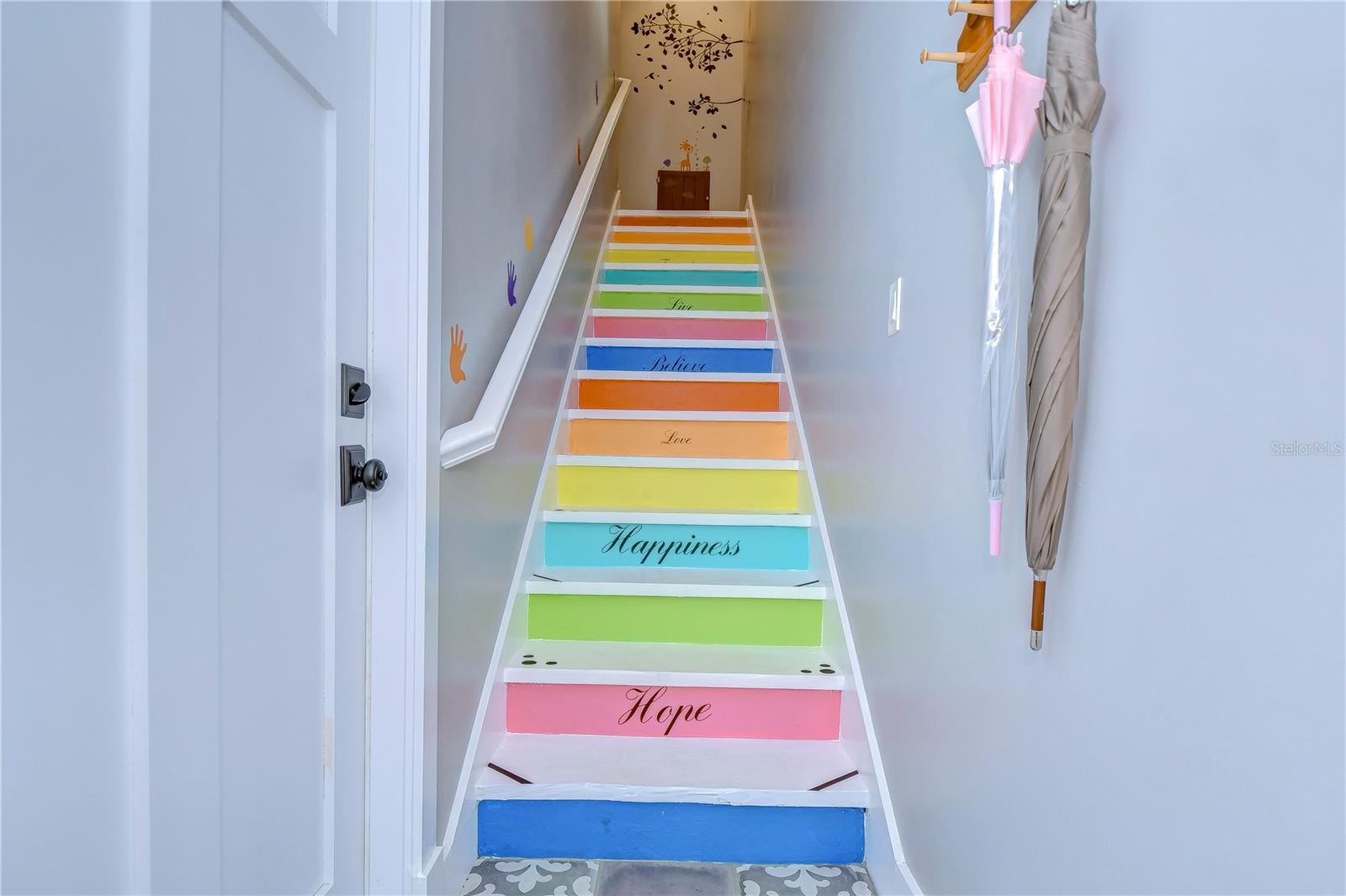 LAKE KEEN ESTATES - Residential