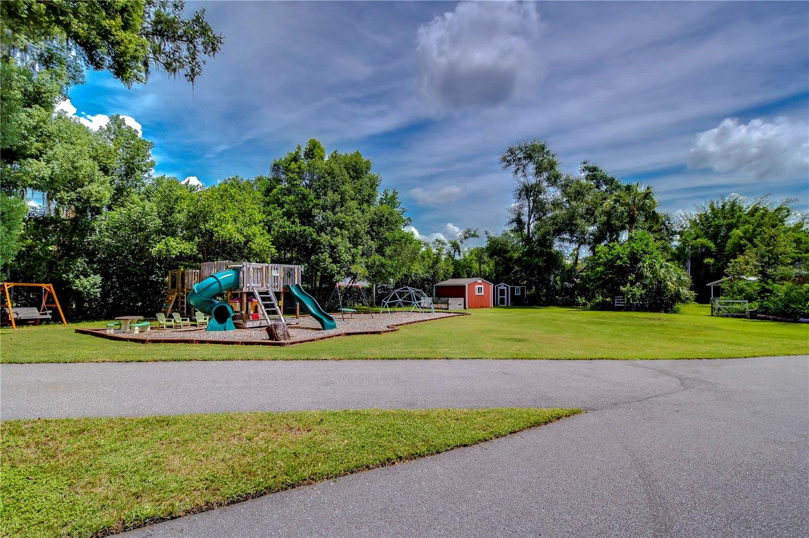 LAKE KEEN ESTATES - Residential